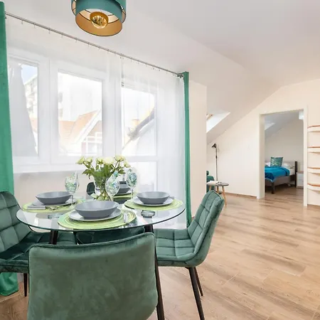 Heart Of With Terrace & Old Town View By Renters * Kołobrzeg